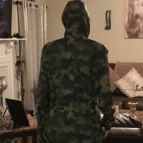 Adidas - Picture 3 of 5